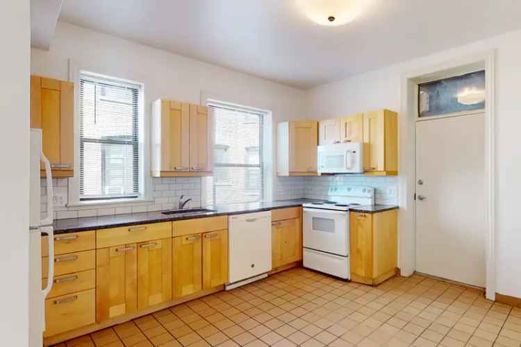 Apartments for Rent with Beautiful Design Near Washington Park