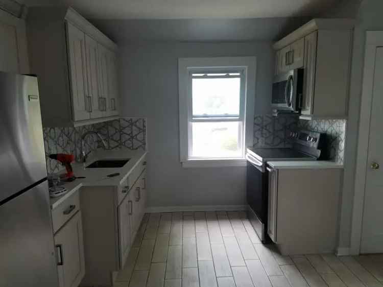 Rent Spacious Apartment Unit in Mount Vernon with 3 Bedrooms and Amenities