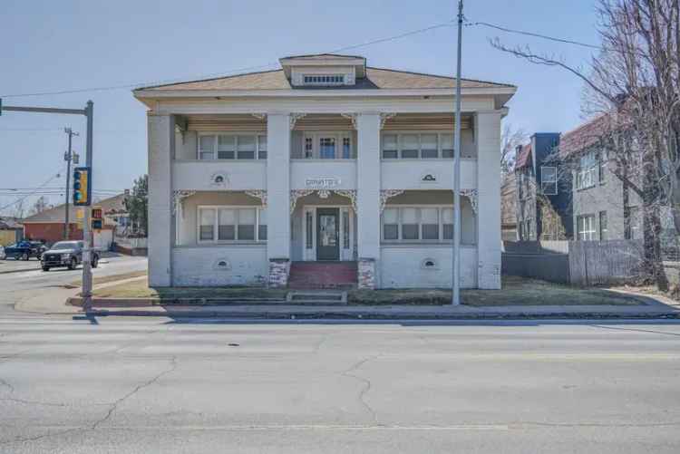 Rent Apartment Unit with Upgrades on NW 23rd Street