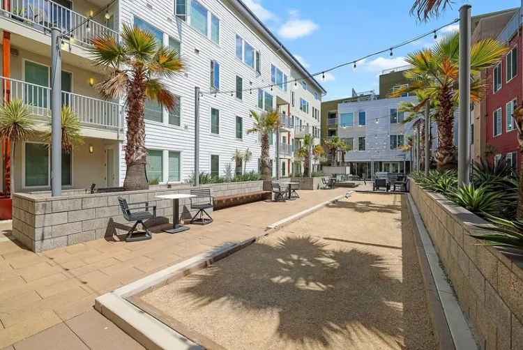 Rent Apartments in Emeryville CA with Luxurious Amenities and Modern Finishes