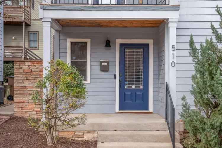 Buy Townhome in Germantown with Open Floor Plan and Spacious Kitchen