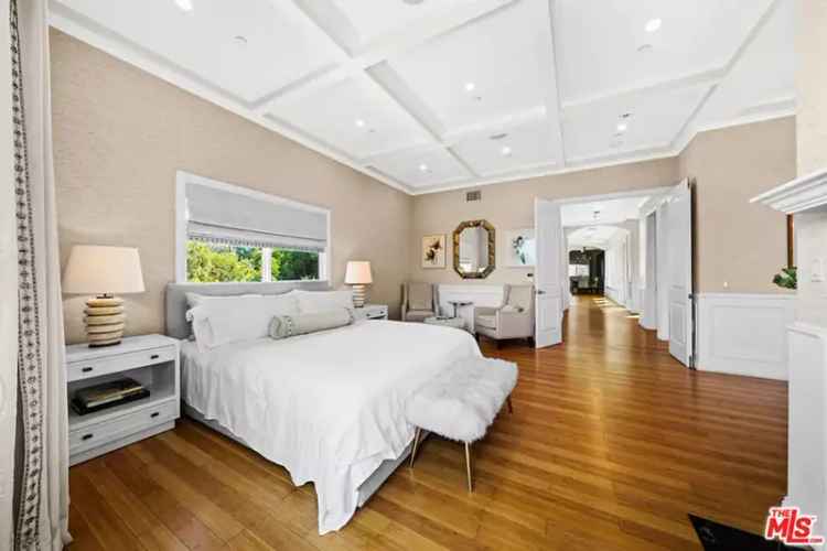 House For Sale in 14539, Valley Vista Boulevard, Los Angeles, California