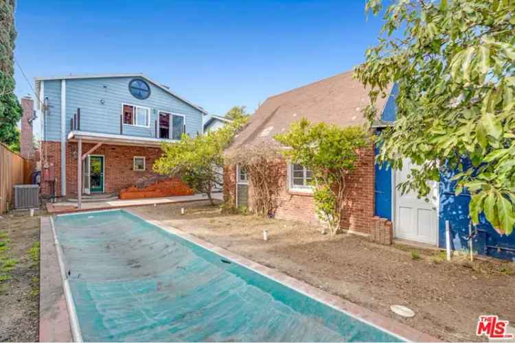 Build Your Dream Home in Venice with Pool and Lush Backyard