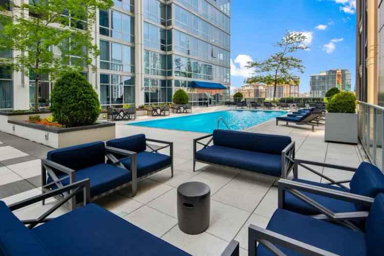 Luxury Apartments for Rent in Gold Coast Chicago with Stunning City Views