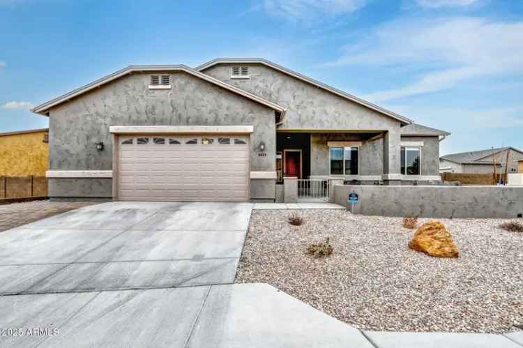 House For Sale in 6223, East Livingston Loop, Prescott Valley, Arizona