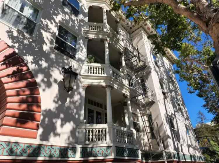 Rent Fully Furnished 2 Bedroom Apartment Across from UC Berkeley