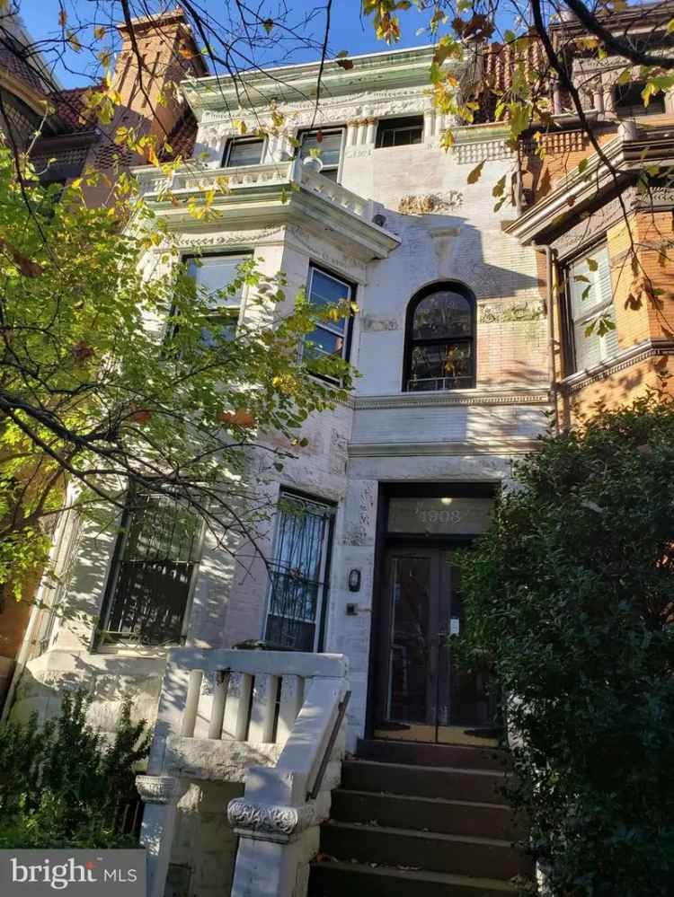 House For Sale in 1903, Kalorama Road Northwest, Washington, District of Columbia