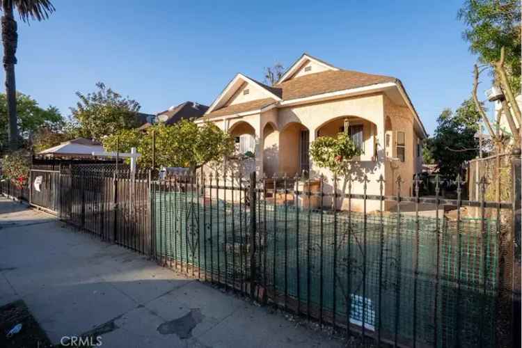 Buy Home in Los Angeles with 3 Bedrooms and Gated Privacy