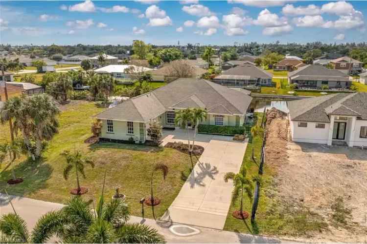 Beautiful 4 Bedroom Pool Home in Cape Coral with Solar Panels