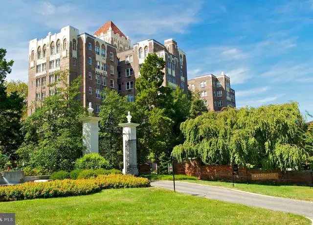 Land For Sale in 4000, Cathedral Avenue Northwest, Washington, District of Columbia