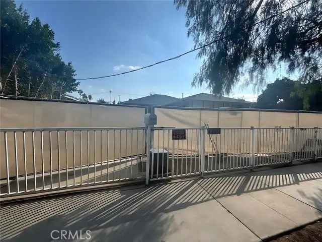 House For Sale in 3016, Tyburn Street, Los Angeles, California