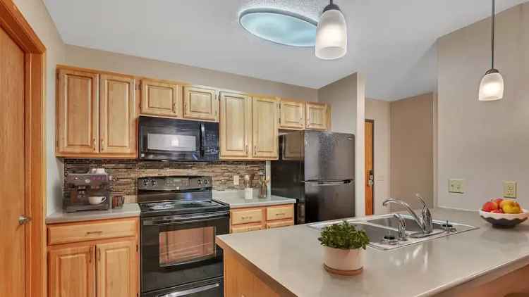 Rent Apartments in Monticello with Granite Countertops and Dog Park