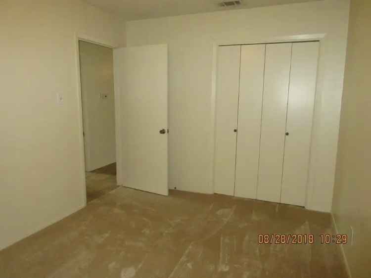 Investment opportunity buy house in northeast Austin TX with two bedrooms