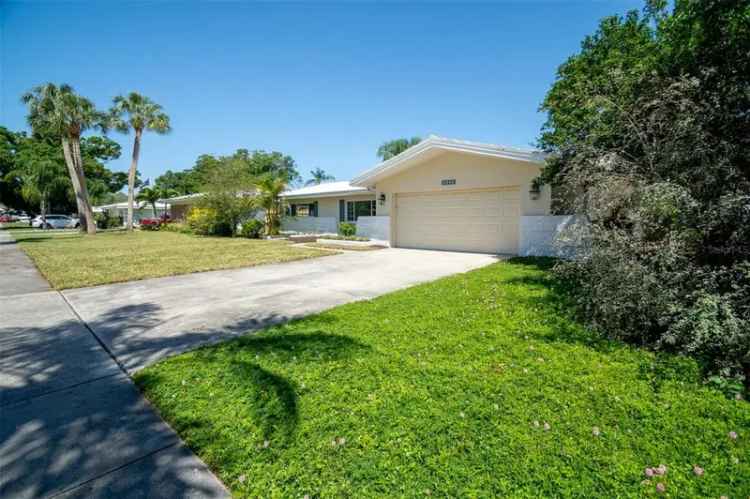 House For Sale in 2040, Coronet Lane, Clearwater, Florida