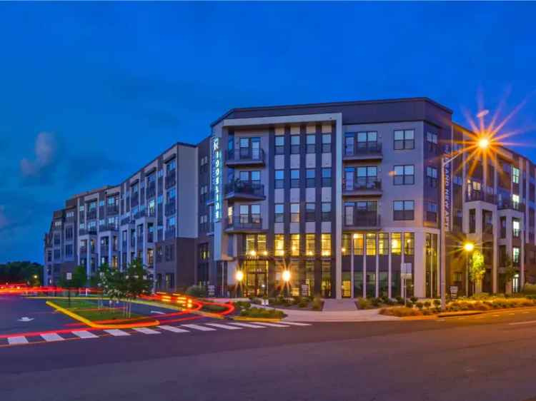 Rent Apartments in Herndon VA with Studio to Three Bedrooms and Great Amenities