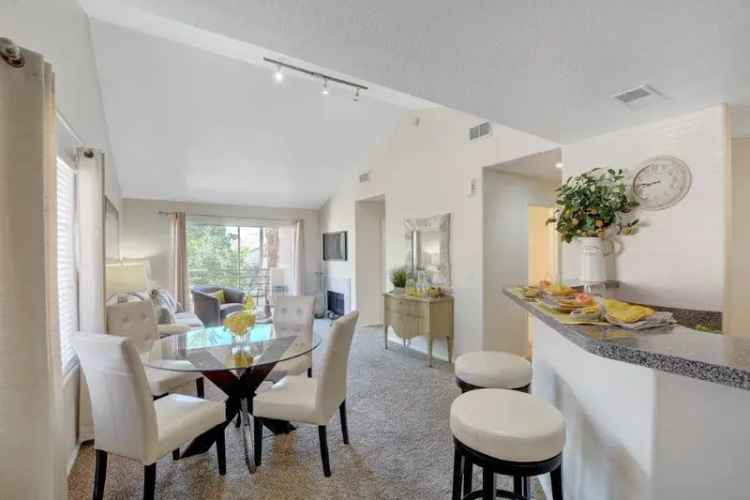 Rent Luxury Apartments with Modern Features in Whitney Ranch