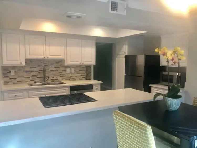 Rent Apartments in La Habra with Modern Amenities and Scenic Grounds