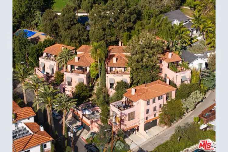 Buy villa in Hollywood Hills with historic charm and modern amenities