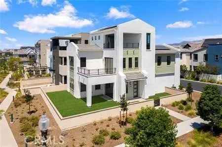 House For Sale in Irvine, California