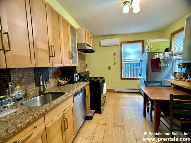 Two Bedroom Apartment for Rent in Jamaica Plain with Modern Amenities