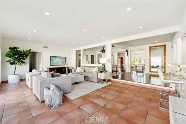 House For Sale in 10525, Woodbridge Street, Los Angeles, California