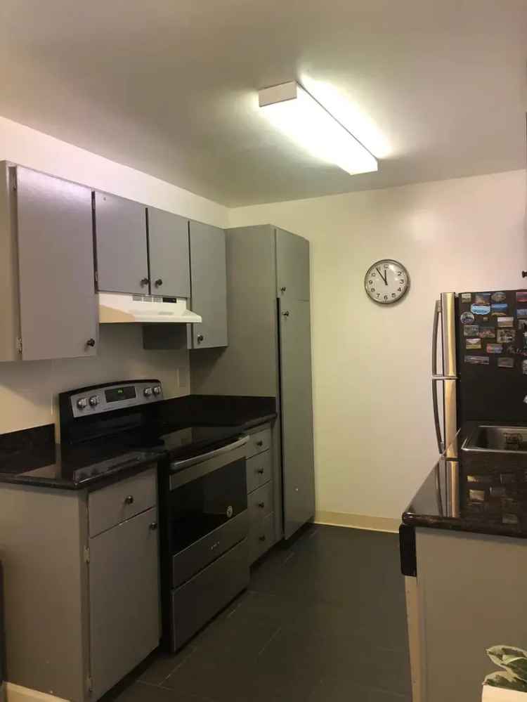 Rent Spacious 2 Bedroom Condo Near Downtown Walnut Creek BART