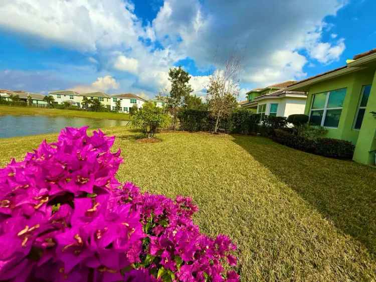 Buy Water View Home in Westlake with 3 Bedrooms and Resort Style Amenities