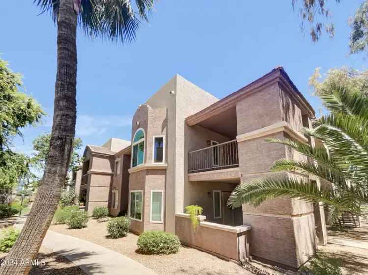 House For Sale in 17017, North 12th Street, Phoenix, Arizona