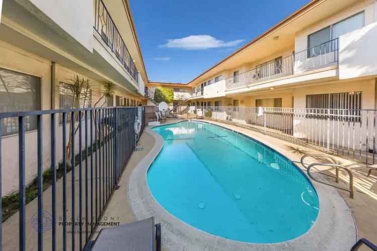 Rent Modern One Bedroom Apartment in Gardena with Pool and BBQ Area