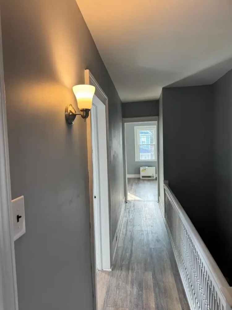 Rent Newly Renovated Apartment Unit in South Scranton with Great Light