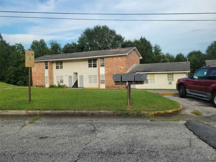 Investors Buy Multi-Family Property in Ozark with Seller Financing