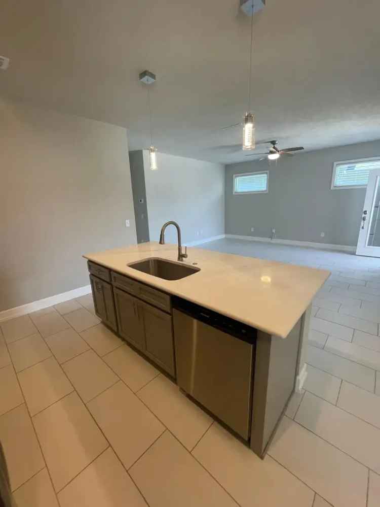 Rent Home in Countryway Town Square Newberry with Modern Design Features