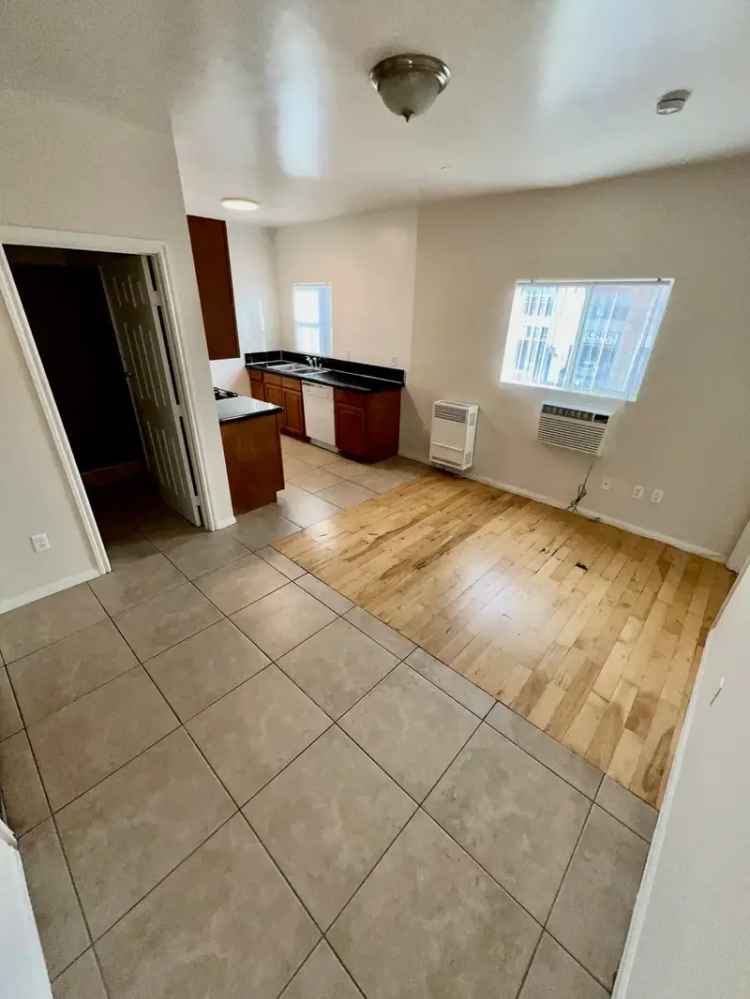 One Bedroom Apartment for Rent Near Metro Train Station