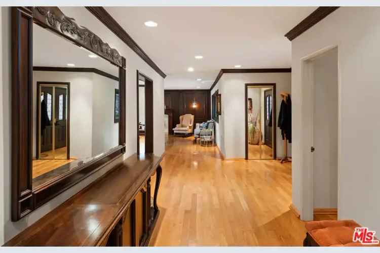 House For Sale in 4485, Woodley Avenue, Los Angeles, California