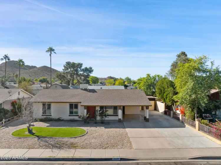 House For Sale in 2525, East Nisbet Road, Phoenix, Arizona