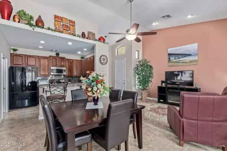 Buy refined home in Ironwood Village Community Casa Grande with amenities