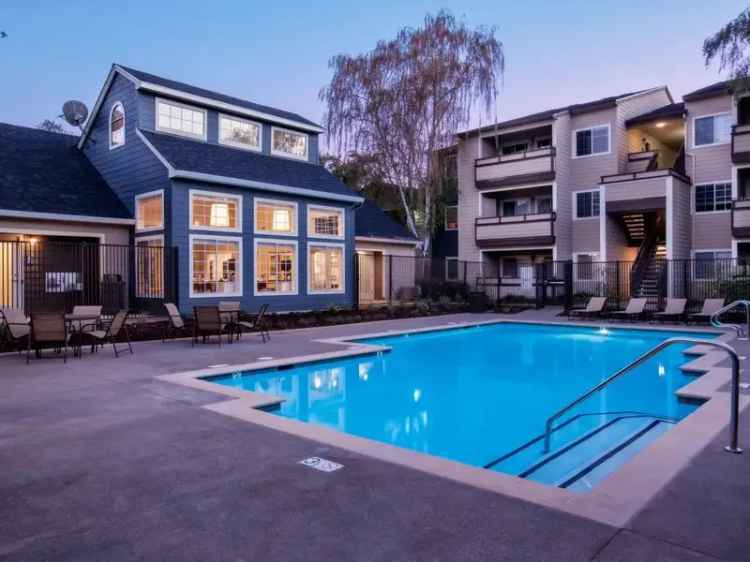 Rent 1 and 2 Bedroom Apartments in Walnut Creek with Great Amenities