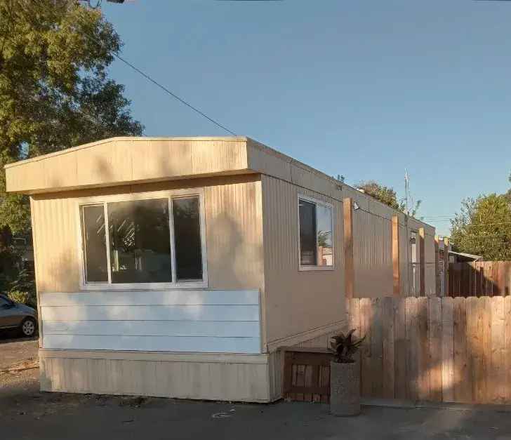 Rent Mobilehome Old North Sacramento Newly Renovated with Key Features