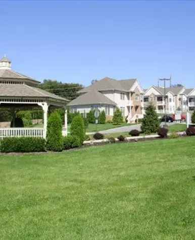 Rent Apartments with Club House and Fitness Center in Orange County NY