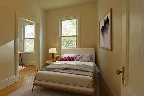 Rent Cozy Apartment Unit in Inman Square Cambridge with Hardwood Flooring