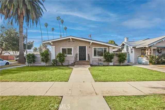 House For Sale in 4125, South Van Ness Avenue, Los Angeles, California