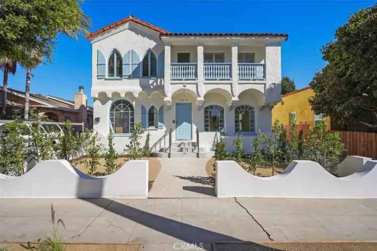 Rent Spanish Revival House in West Adams with 2 Bedrooms and Yard