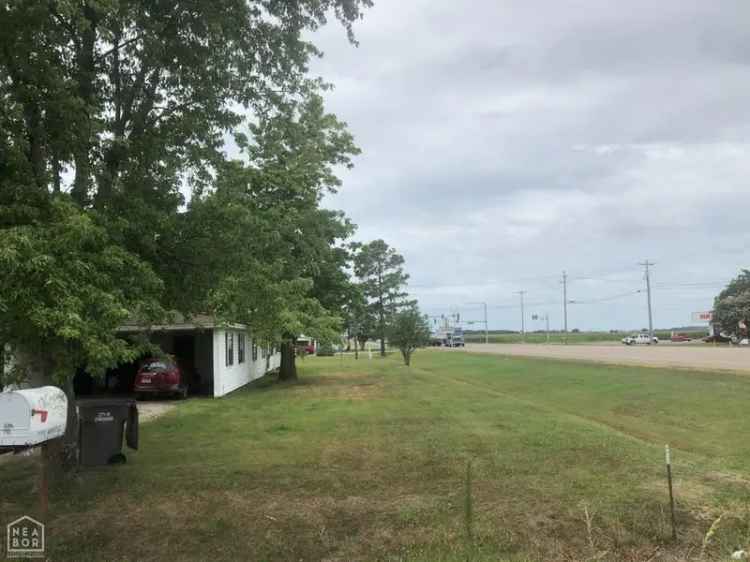 House For Sale in 2001, Margo Lane, Jonesboro, Arkansas