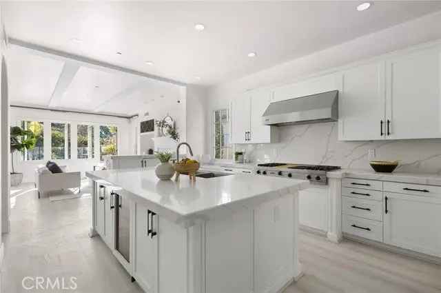 House For Sale in 32, Wharfside Drive, Newport Beach, California