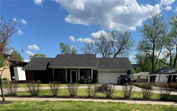 House For Sale in 403, West Central Avenue, Bentonville, Arkansas