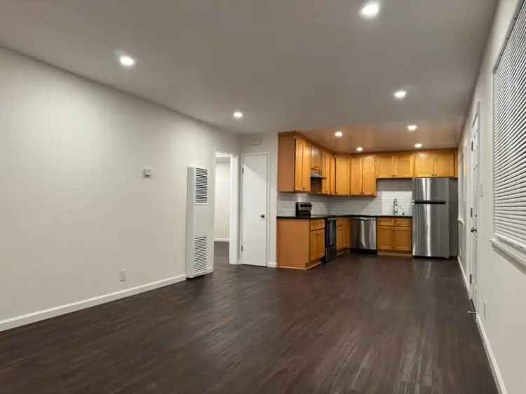 Rent 2 Bedroom Apartment in Silicon Valley with Huge Backyard and Modern Design