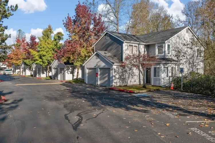 Rent Newly Renovated Townhomes in East Lake Stevens WA with Great Amenities