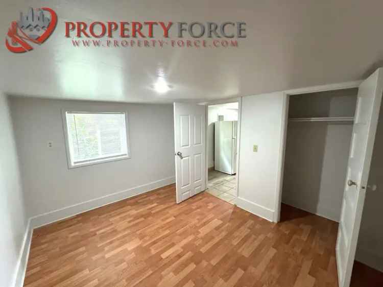 Rent 3 Bedroom Apartment Unit in San Pablo with Shared Backyard