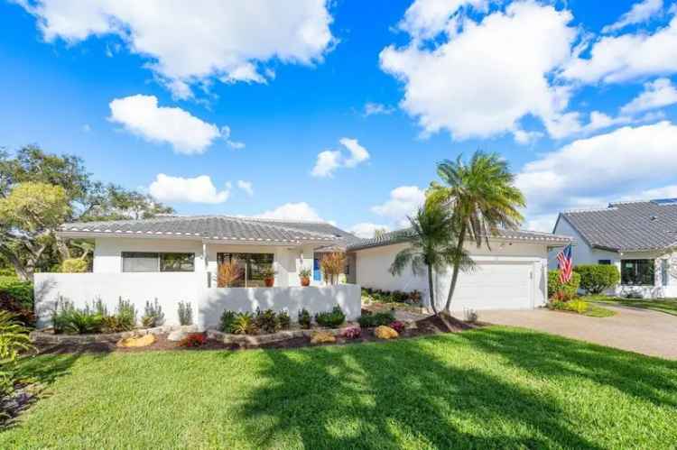 House For Sale in 72, Northwoods Circle, Boynton Beach, Florida