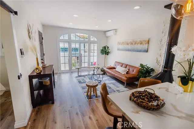 House For Sale in 1234, North Cahuenga Boulevard, Los Angeles, California